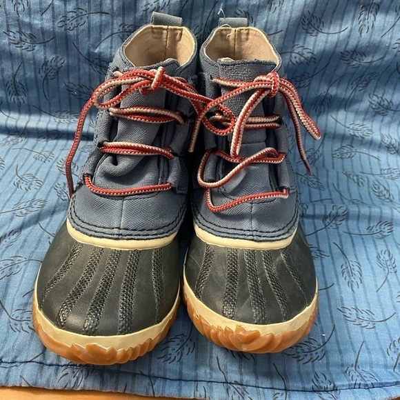 Sorel out and about blue low lace up duck boots 6 - Picture 6 of 10
